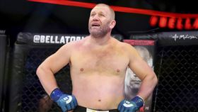 ▲俄羅斯綜合格鬥選手卡利托諾夫（Sergei Kharitonov）想感染武漢肺炎。（圖／美聯社／達志影像）