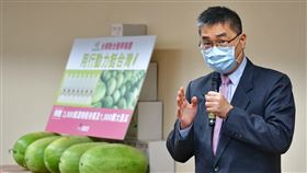 徐國勇號召助瓜農，內政部提供