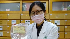 天氣濕悶熱　中醫推薦四神湯奇美醫學中心中醫部總醫師李佳蓉指出，在悶熱、濕氣重的夏季推薦民眾食用四神湯，除了營養好喝，也可幫助調整腸胃功能，加強消化吸收，且應避免過量冰品飲料。（奇美醫學中心提供）中央社記者楊思瑞台南傳真  109年5月7日