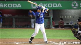 ▲富邦悍將一壘手林益全。（圖／記者劉彥池攝影）