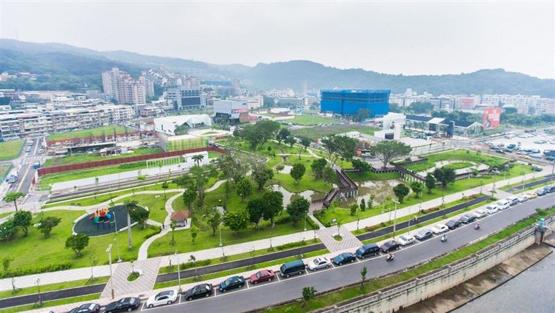 買進台北市北投高綠覆環境吸引自住客