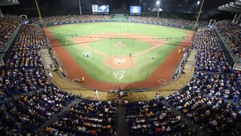 中職／14家外媒見證　陳時中將開球