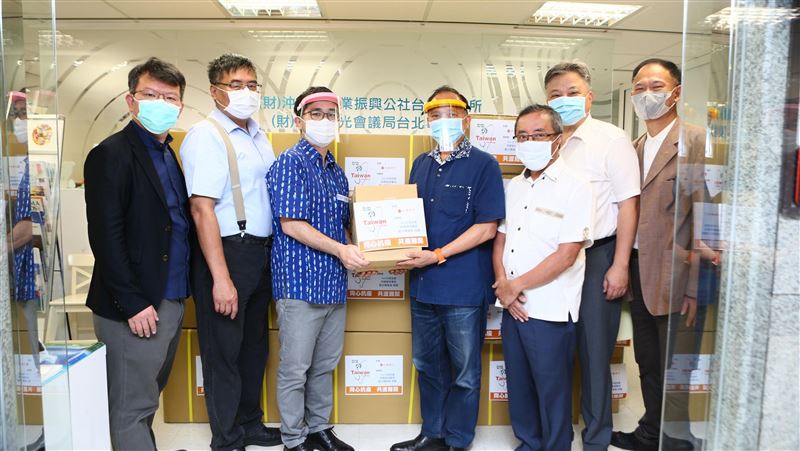 台灣琉球協會　捐贈日本沖繩防護裝備