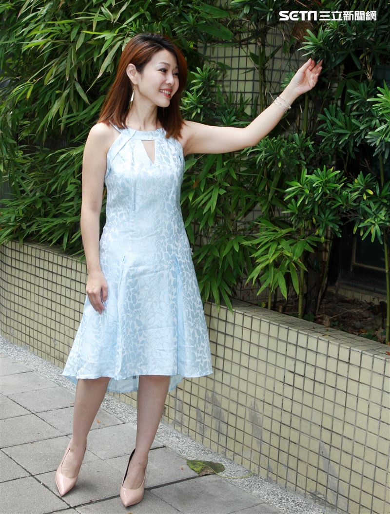 蕫育君三立新聞網專訪。（記者邱榮吉/攝影）