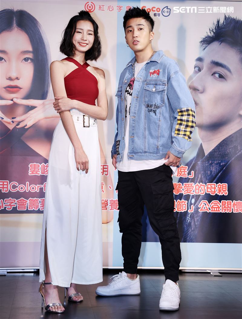 婁峻碩.陳忻玥出席愛心公益。（記者邱榮吉/攝影）