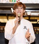 炎亞綸跨足餐飲圈當總裁，推出自己「特調」口味的乾拌麵。（記者邱榮吉/攝影）