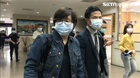 ▲楊蕙如赴台北地方法院出庭，面對媒體追問，一貫不做回答。（圖／記者楊佩琪攝）