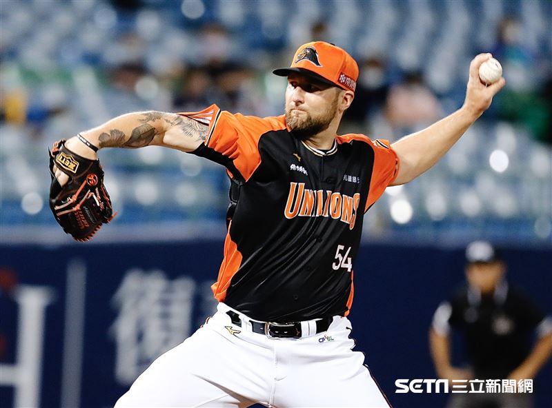 統一獅洋投費爾本。（圖／記者林聖凱攝影）