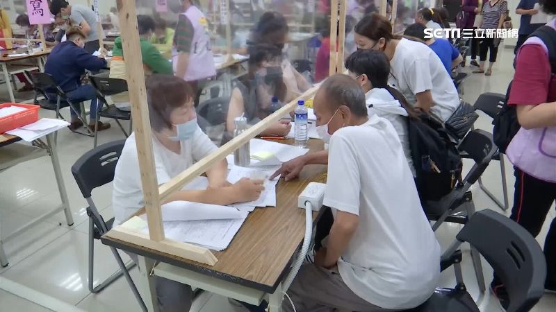 萬元紓困惹民怨　黃越綏這席話被推爆