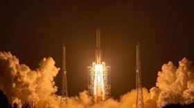 中國最大火箭「長征五號B」（圖／翻攝自微博）