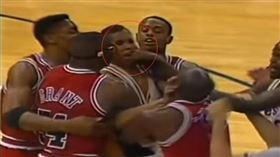 ▲米勒與喬丹。（圖／翻攝自推特）