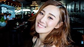 香港女星朱智賢/微博