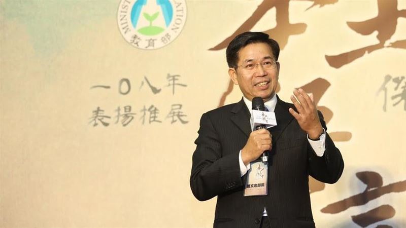 逼師向陸生道歉　教育部專案小組調查