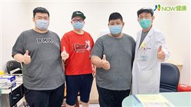名家專用／NOW健康／趙世晃醫師門診中，有3位好友相約一起來減重，透過手術的幫忙，術後2個月3人一共減掉80公斤；不但體態改變了，三高健康指標也改善了。(勿用)