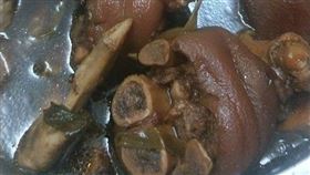 滷豬腳妻只吃「這」　尪傻眼：滷超久（圖／翻攝自爆怨公社）