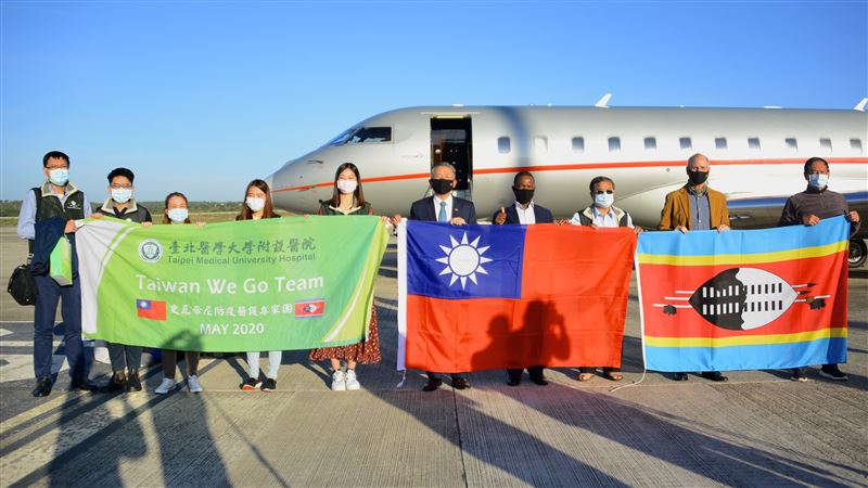 北醫附醫組防疫專家團　助友邦抗疫