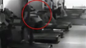 跑步機,漏電,尿失禁,伸展,店員,電傷,觸電