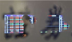 MSCI 13日公布半年度調整，台股在全球標準型指數新增矽力-KY，刪除潤泰全；在全球小型指數新增凌華、茂林-KY、金像電等13檔，刪除英利-KY等3檔。（中央社檔案照片）