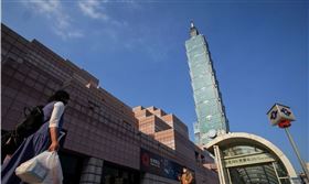 武漢肺炎疫情影響經濟活動，對於今年經濟成長率能否「保1」，主計長朱澤民、經濟部長沈榮津、國發會主委陳美伶都表示有信心。（中央社檔案照片）