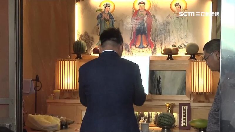 同天被韓賜村撞　2騎士待遇大不同
