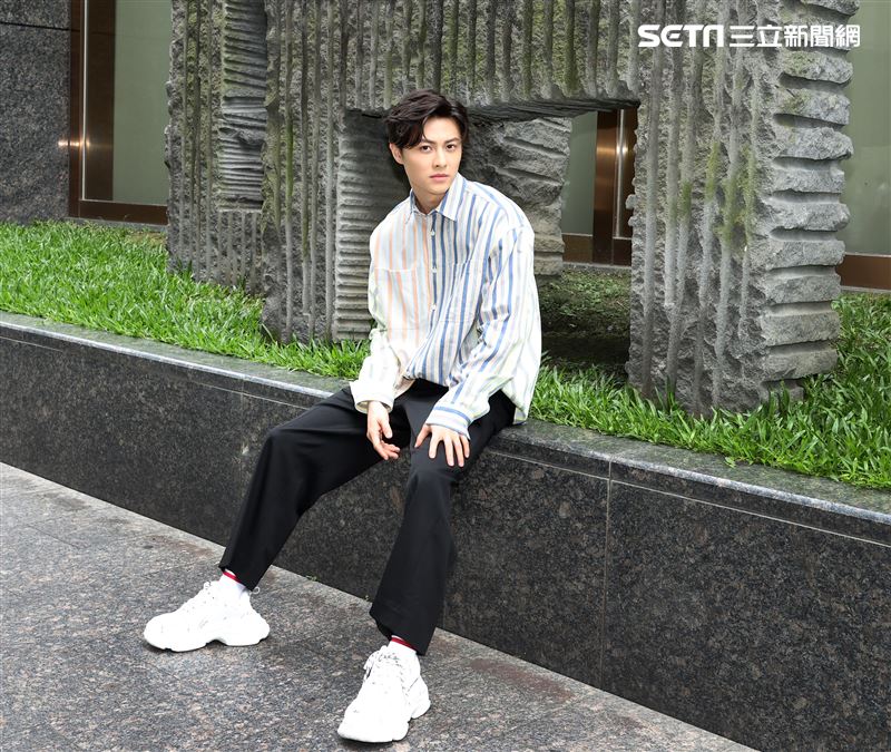 邱勝翊三立新聞網專訪。（記者邱榮吉/攝影）