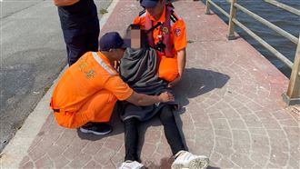 單親媽獨養2子　經濟困頓跳大排輕生