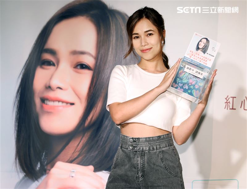 Shennio Lin林芯儀發行暖心單曲，關懷心納家庭號召民眾投入志願服務行列。（記者邱榮吉/攝影）