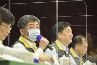 酒店舞廳可以「嗨」了？陳時中回應