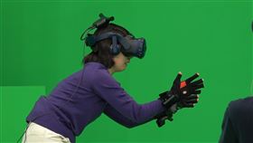 《遇見你》VR技術竟讓分隔兩界的母女得以重逢／車庫娛樂提供