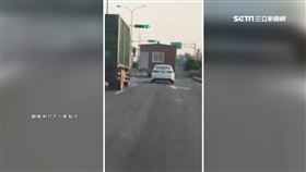 你沒有看錯! 整棟房子路上趴趴走 網友驚呆