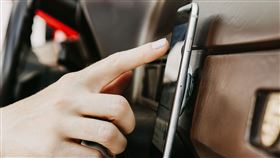 時尚,多功能手機架,PopSockets,泡泡騷,David Barnett,手機,耳機