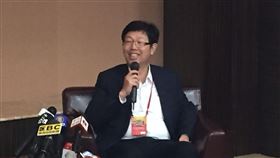 鴻海尾牙,郭台銘,劉揚偉,記者簡若羽攝影