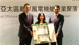 西門子歌美颯擴大建廠  打造亞洲機艙聚落西門子歌美颯15日舉行記者會宣布擴廠計畫，台中機艙組裝廠土地面積將較原計畫倍增，員工數量也將雙倍成長。不過，西門子歌美颯並未透露實際投資金額。中央社記者蔡芃敏攝  109年5月15日