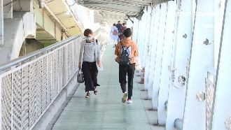 汐科站施工釀不便　走逾百公尺超吃力