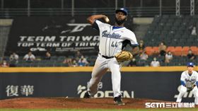 富邦悍將索沙。（圖／記者王怡翔攝影）