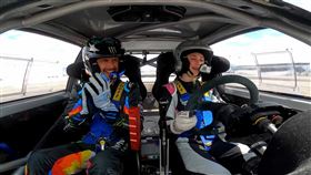 ▲Ken Block教女兒甩尾（圖／翻攝自Ken Block Yoytube）