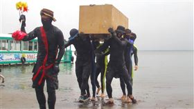 嘉義,外傘頂洲,黑人抬棺舞,海洋垃圾,塑膠