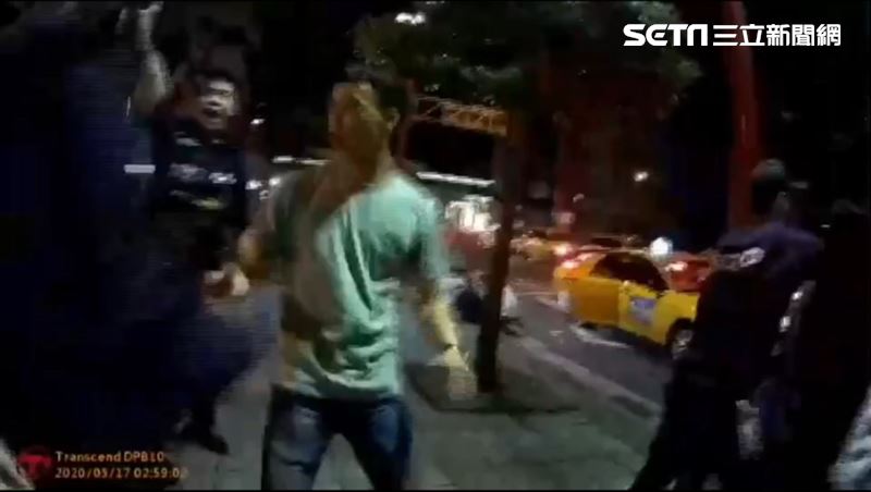 信義夜店大亂　23歲酒客痛毆副所長