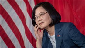 蔡英文出席哥倫比亞大學座談、美國、台灣、中華民國、國旗（圖／總統府提供）
