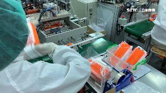 後疫情時代　口罩業者得玩花樣找活路