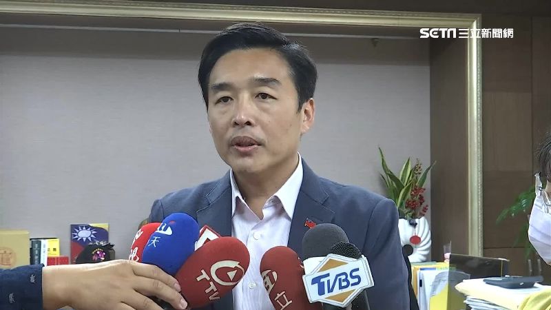 濫用公權力施壓霸韓者？曹桓榮解釋了