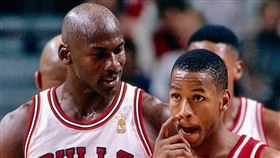 難忘初遇喬丹　艾佛森：他叫我小婊子 Michael Jordan,Allen Iverson,婊子 翻攝自推特