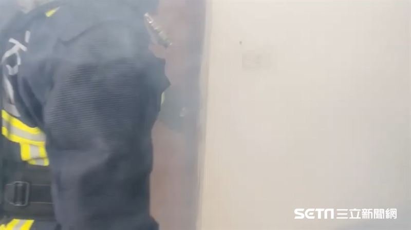 嗆死多過燒死…消防親揭火災保命關鍵