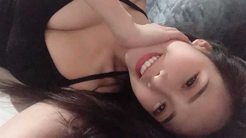 比啪片更狂　閃亮亮曬照網喊：凍未條