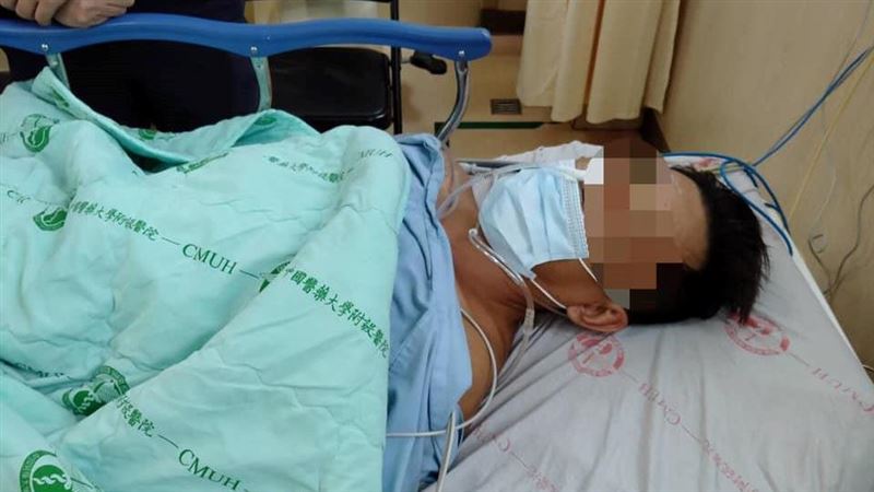 父入獄10日顱內出血亡　兒淚求真相