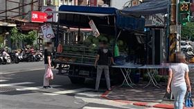 西瓜一顆才6元？想全包竟被老闆轟走（圖／翻攝自爆廢公社）