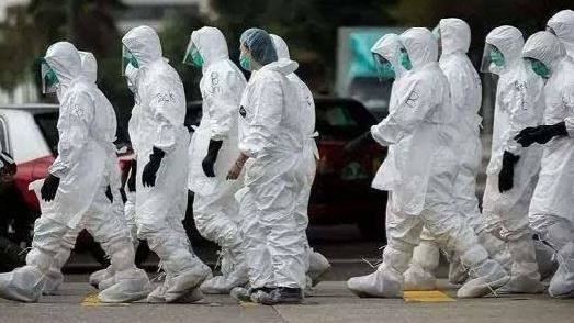 獨／中國防疫人員圍毆民眾…影片曝光
