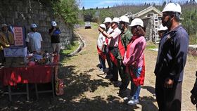 澎湖西嶼彈藥本庫修復動土澎湖最具象徵軍事文化的「西嶼彈藥本庫」18日動土，包括有服務中心、參訪動線、景觀及導覽解說、軍管圍界、排水設施等，希望趕在今年文化旅遊年完成，對外開放。（澎湖文化局提供）中央社  109年5月18日