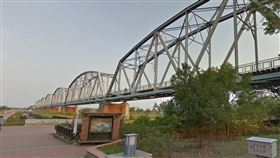 高雄大樹舊鐵橋/google map