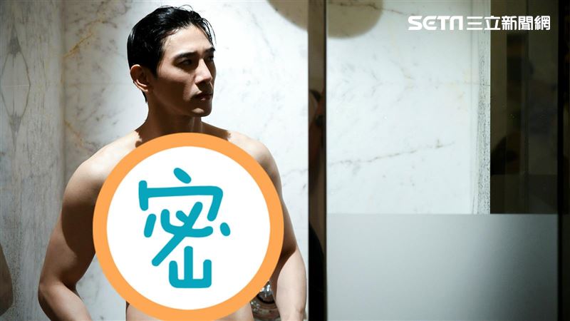 張立昂爆肌沖澡　宋芸樺躲衣櫥偷看